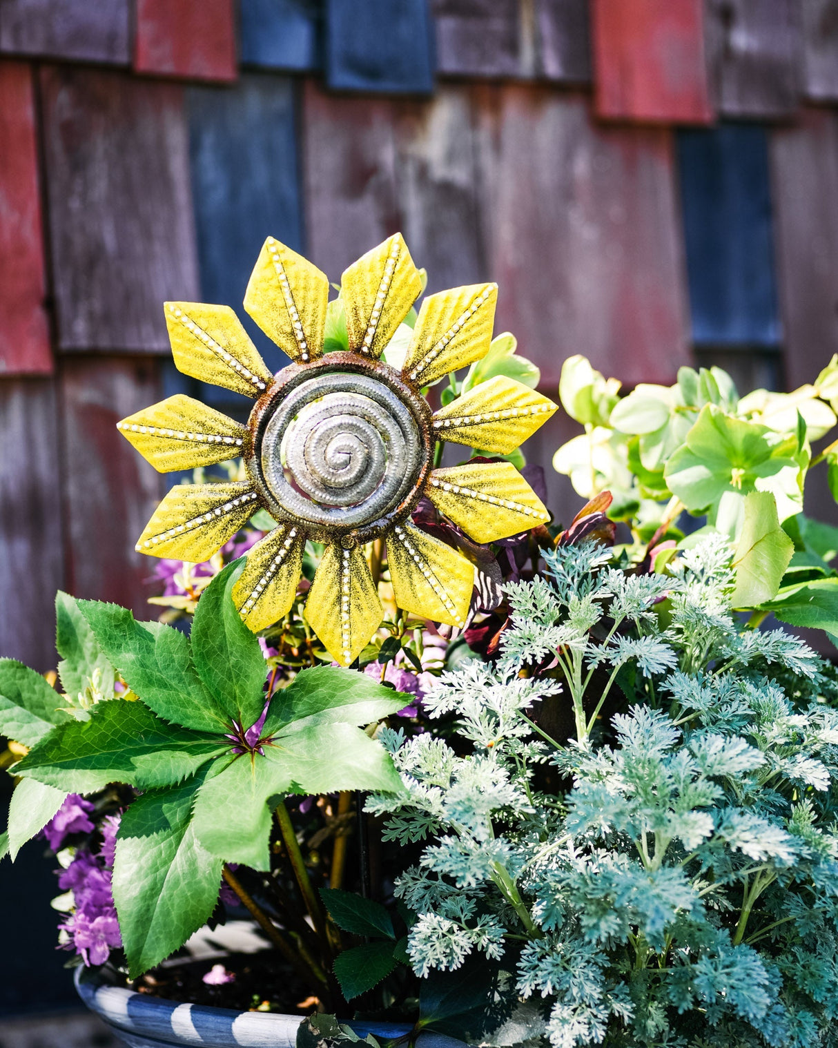 Golden Daisy Painted Garden Stake