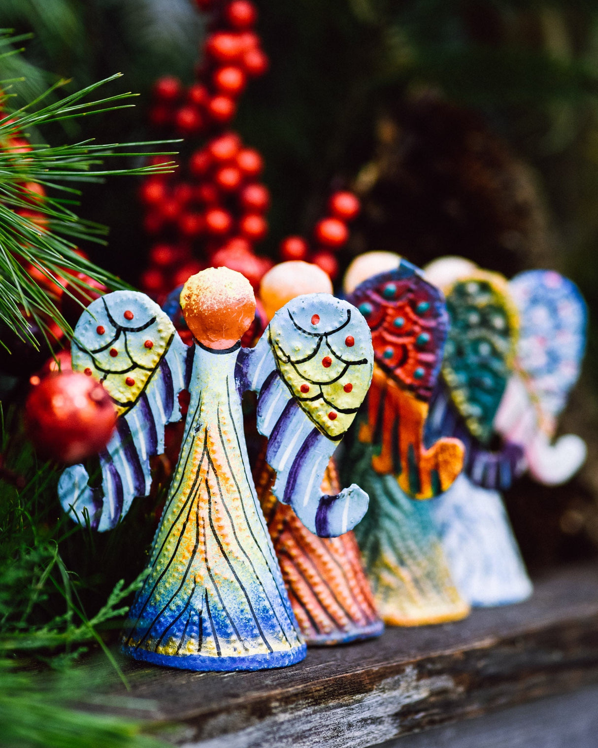 Mini Painted Angels with Curled Wings Set (Set of 4)